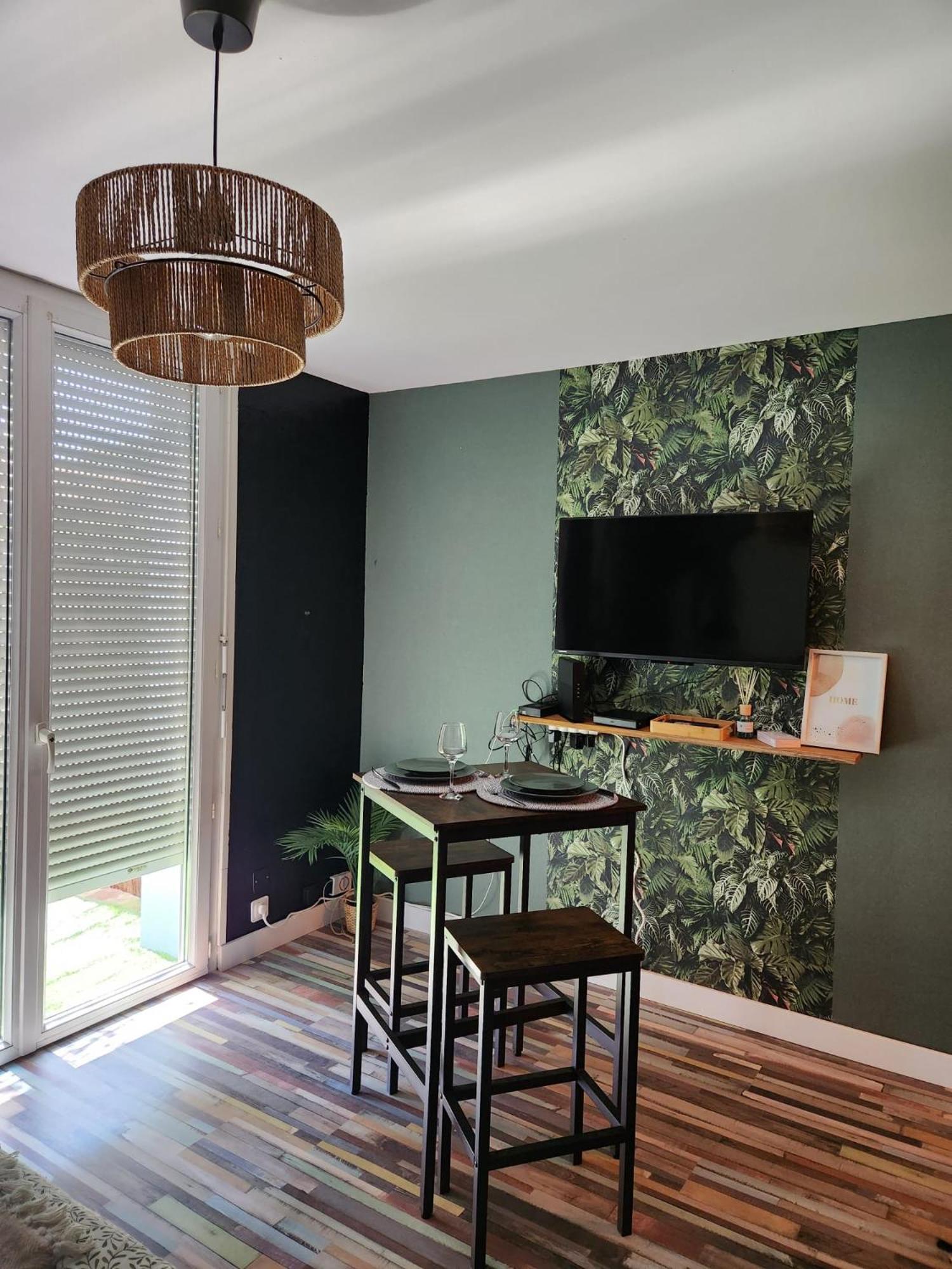 Apartamento No Historico Нуайон Экстерьер фото